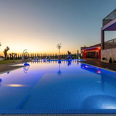 וילה Leon Zadarvillas