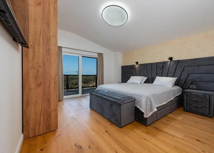 Leon Zadarvillas * Visocane