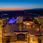Leon Zadarvillas ヴィラ