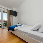 ヴィラ Leon Zadarvillas *