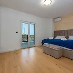Leon Zadarvillas ヴィラ Visočane