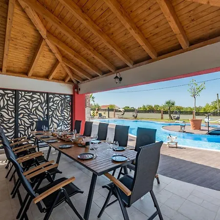 Leon Zadarvillas