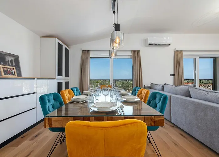 فيلة Leon Zadarvillas Visocane